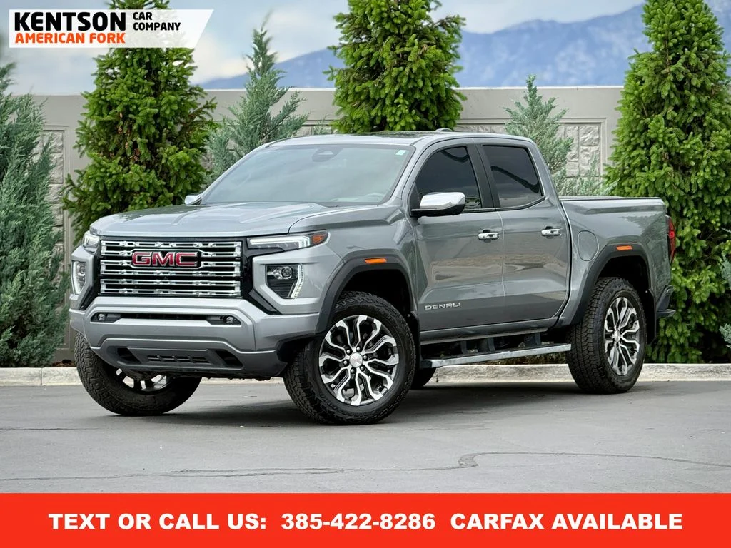 2023 GMC Canyon Denali 4WD Crew Cab Short Box's photo