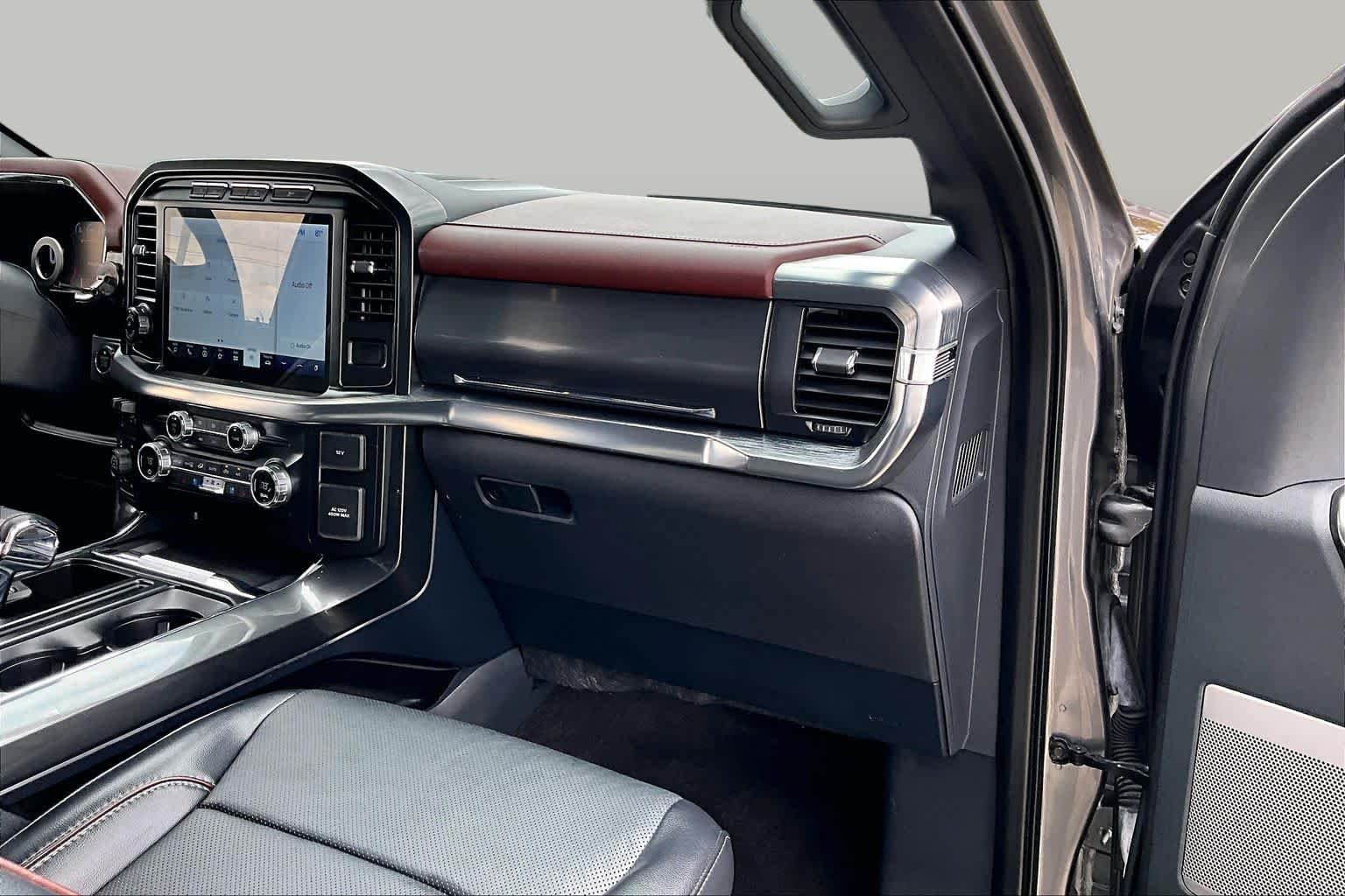 Used 2021 Carbonized Gray Metallic Ford LARIAT image 19