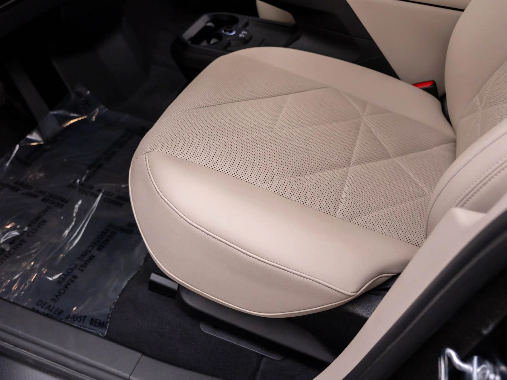 Certified Used 2024 Black BMW xDrive50 image 16