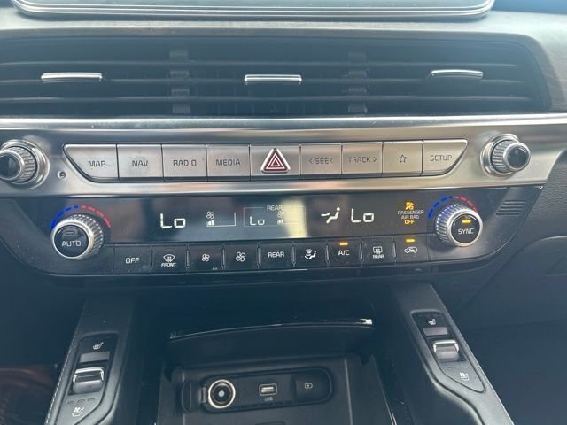 Used 2022 Black Kia SX image 11