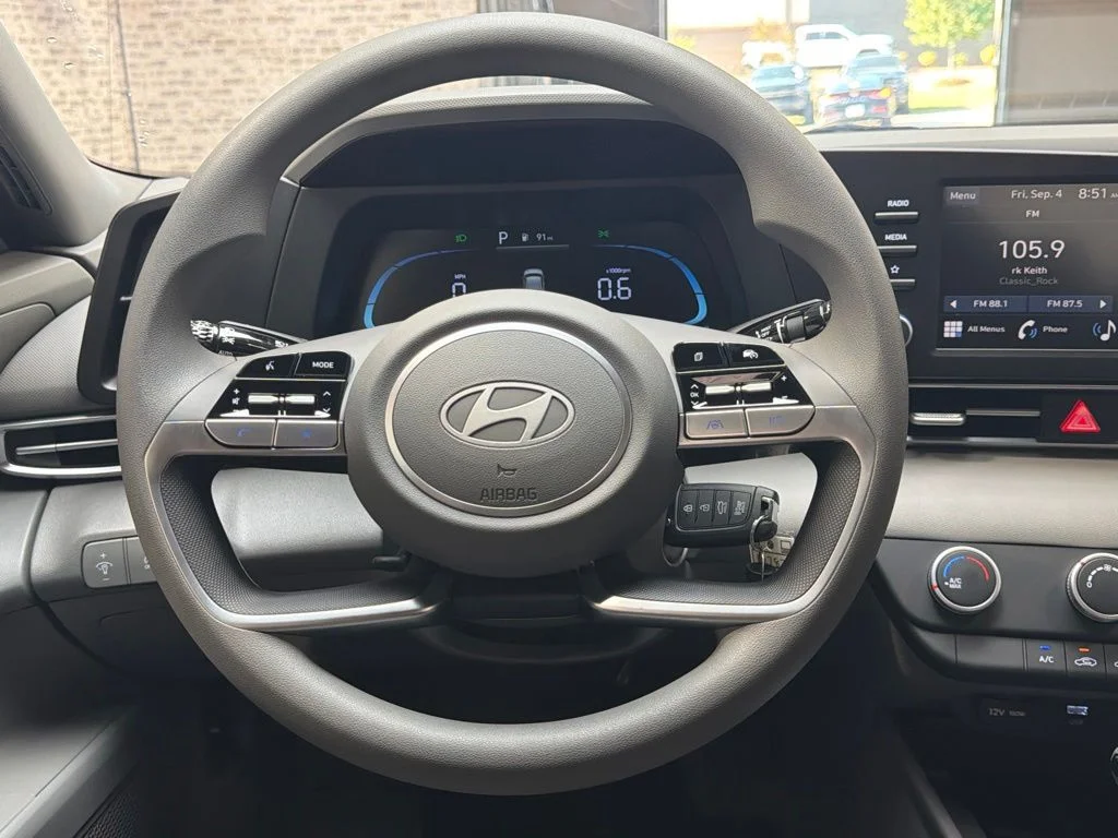 New 2026 Amazon Gray Hyundai SE image 18