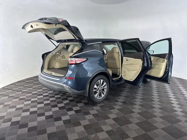 Used 2017 Blue Nissan S image 14