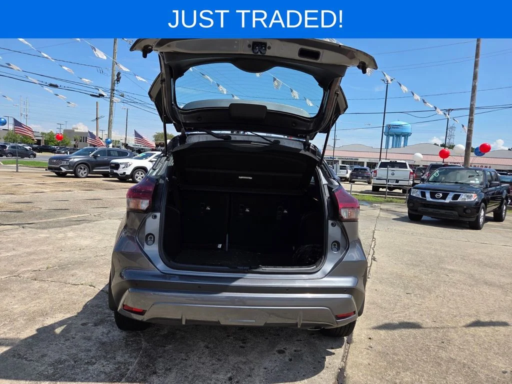 Used 2024 Gray Nissan SR image 26