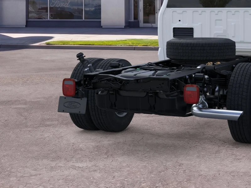 New 2026 Oxford White Ford F-350® XL image 21