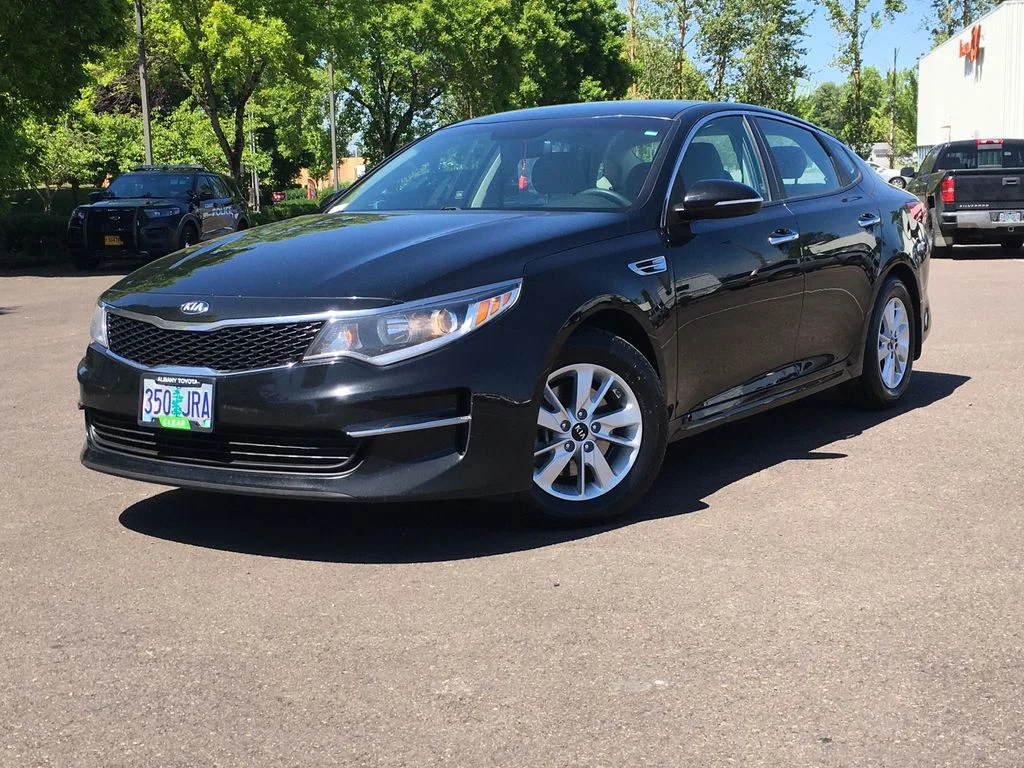 2016 Kia Optima LX AT's photo