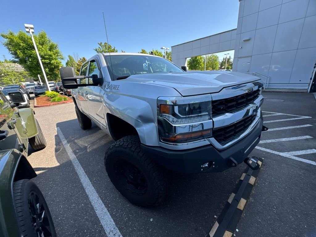 2016 Chevrolet Silverado 1500 LT 4X4 Crew Cab Standard Box's photo