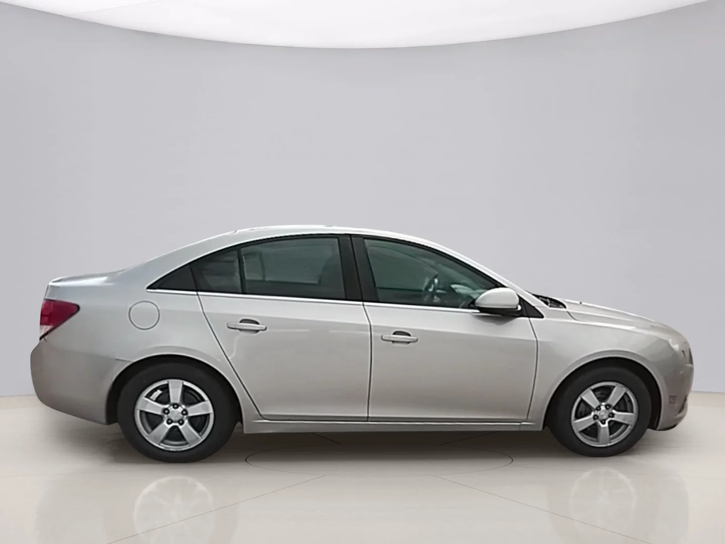 Used 2013 Gold Chevrolet 1LT image 6