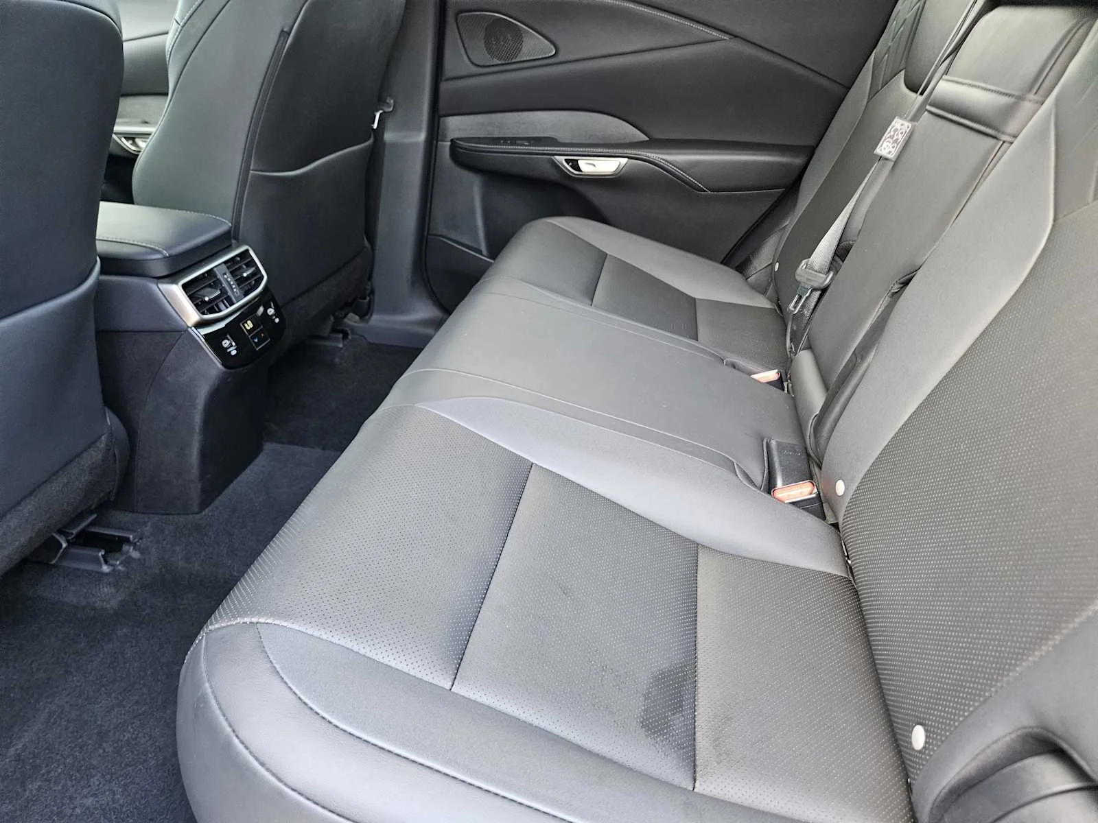 Certified Used 2025 IRIDIUM Lexus Premium image 22