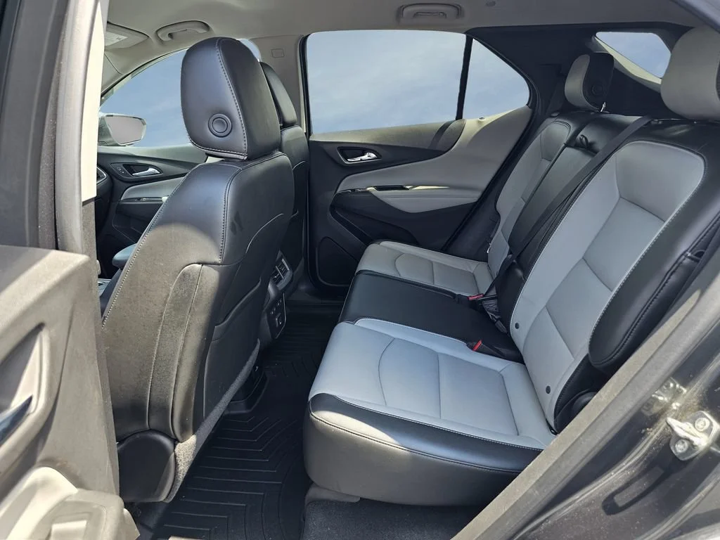 Used 2019 NIGHTFALL GRAY METALLIC Chevrolet Premier image 32