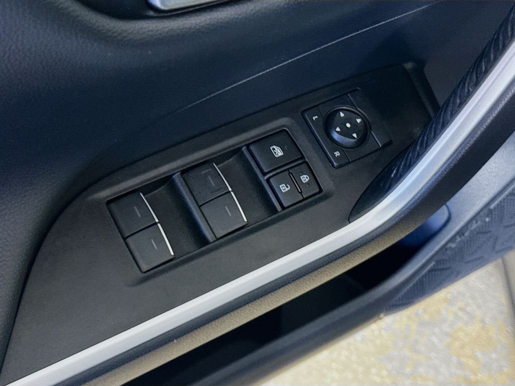 Used 2024 Magnetic Gray Metallic/Midnight Black Metallic Toyota Hybrid XSE image 14