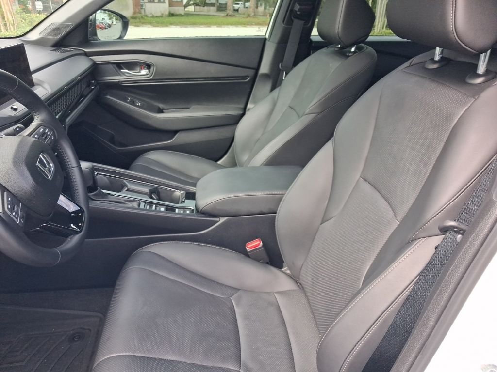 Used 2025  Honda Sport-L image 19