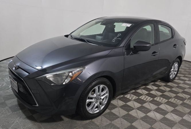 2017 Toyota Yaris iA Base