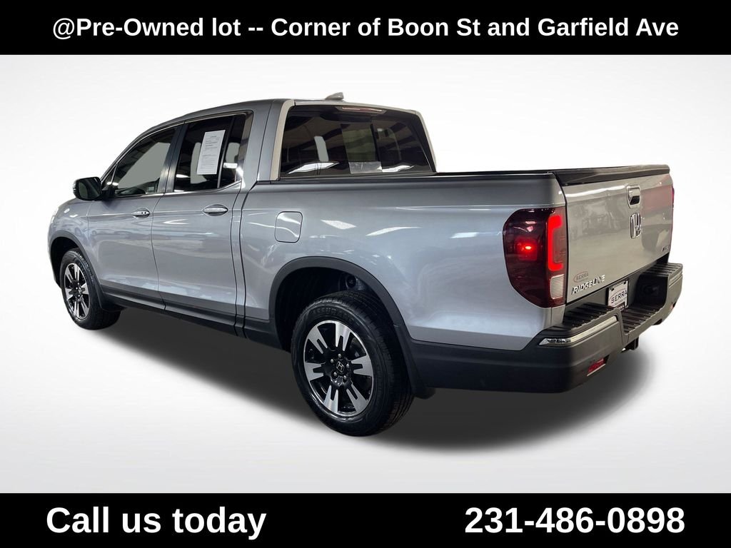 Used 2020  Honda RTL image 3