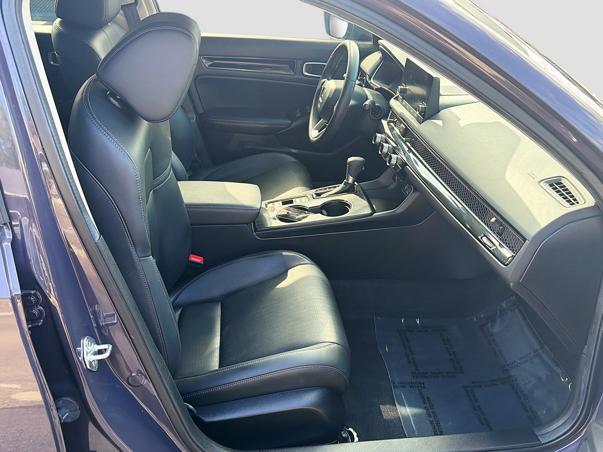 2024 Honda Civic Hatchback EX-L - Photo 31