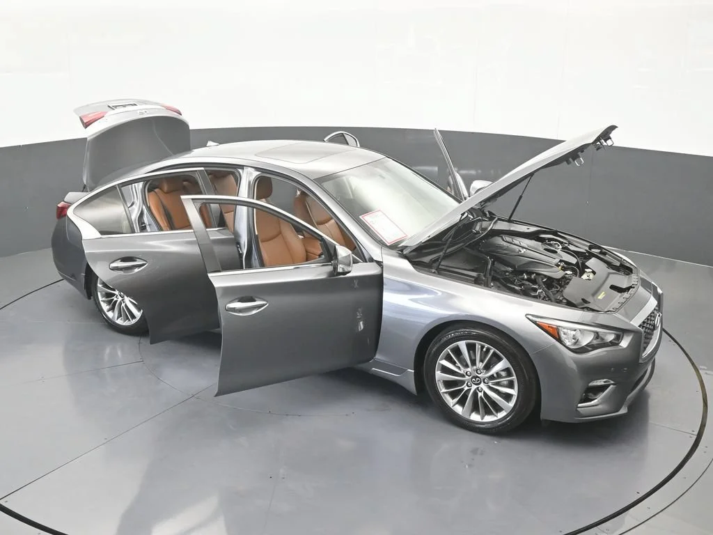Used 2024 Graphite Shadow INFINITI LUXE image 79
