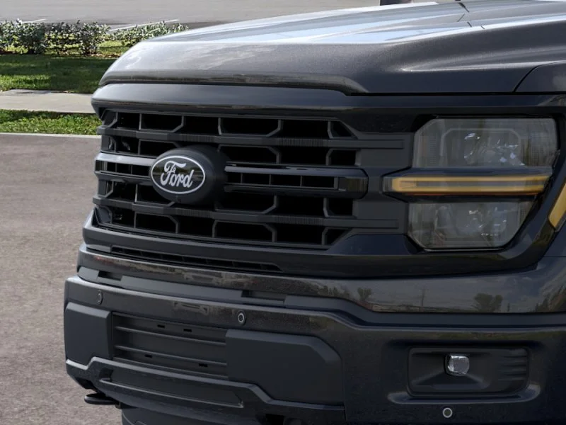 New 2026 Agate Black Metallic Ford XLT image 39