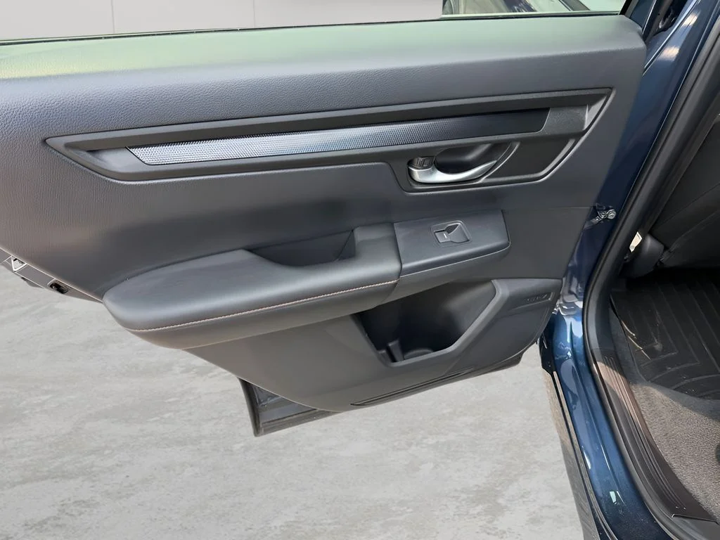 Used 2023 Canyon River Blue Metallic Honda Sport image 11