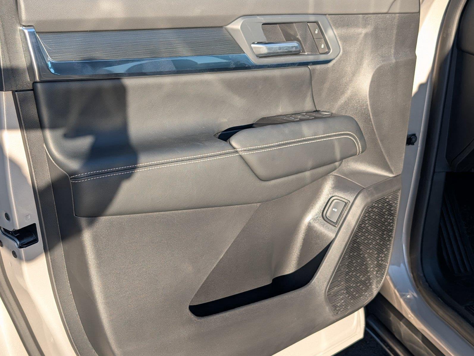 New 2027 Riverstone Metallic GMC Elevation image 14
