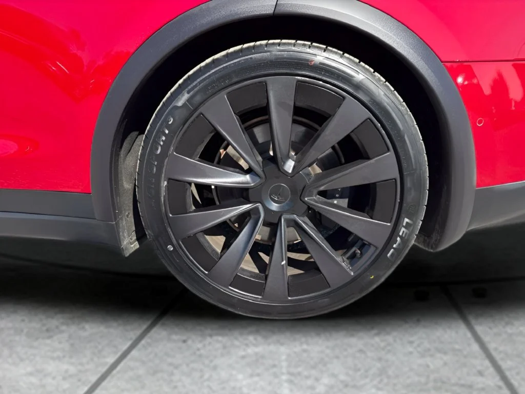 Used 2022 Red Tesla Base image 32
