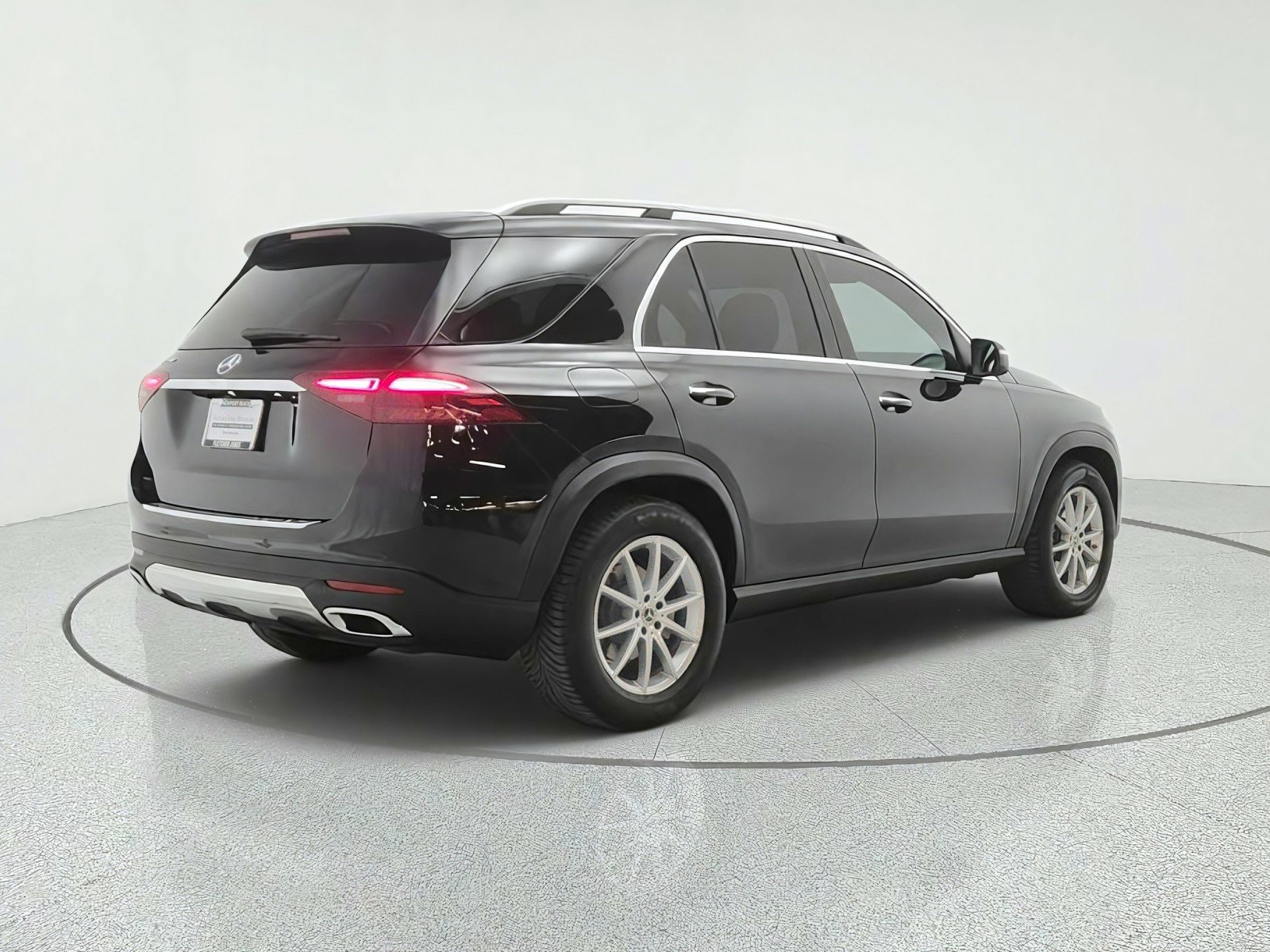 Certified Used 2026 Black Mercedes-Benz GLE 350 SUV image 5