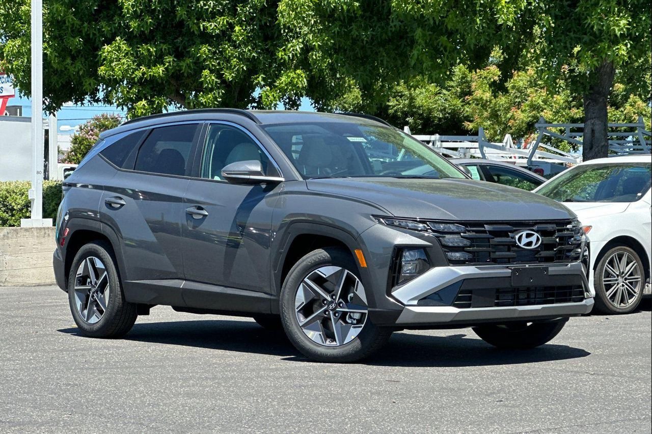 New 2026 Ecotronic Gray Hyundai SEL Premium FWD image 2