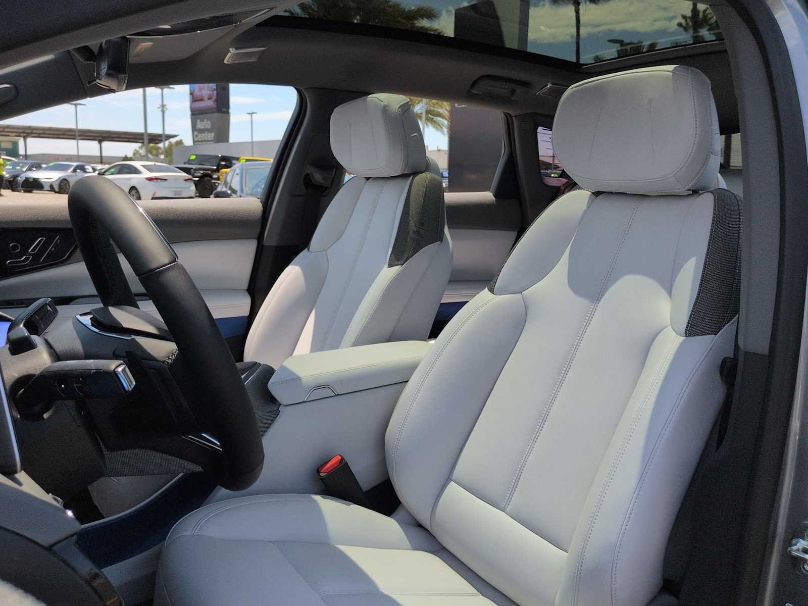 2026 Cadillac OPTIQ Sport - Photo 24