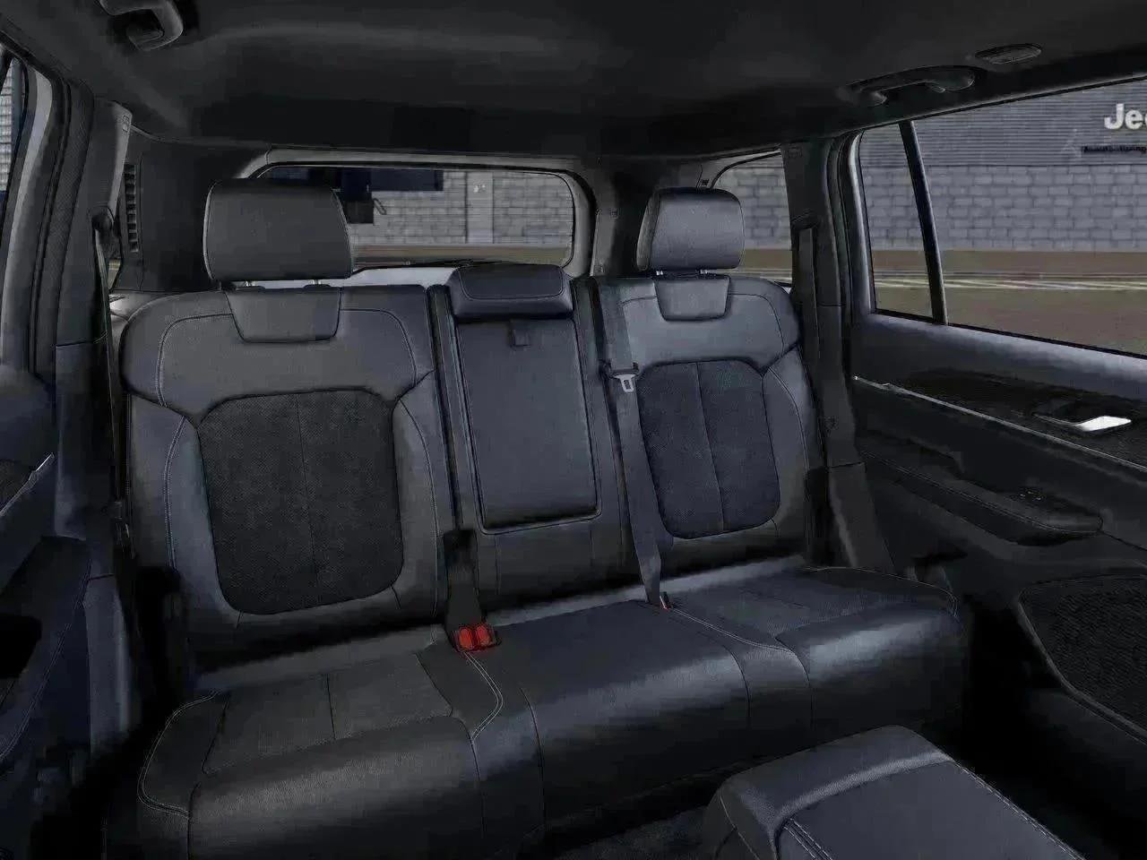New 2026 Bright White Clearcoat Jeep Laredo image 15