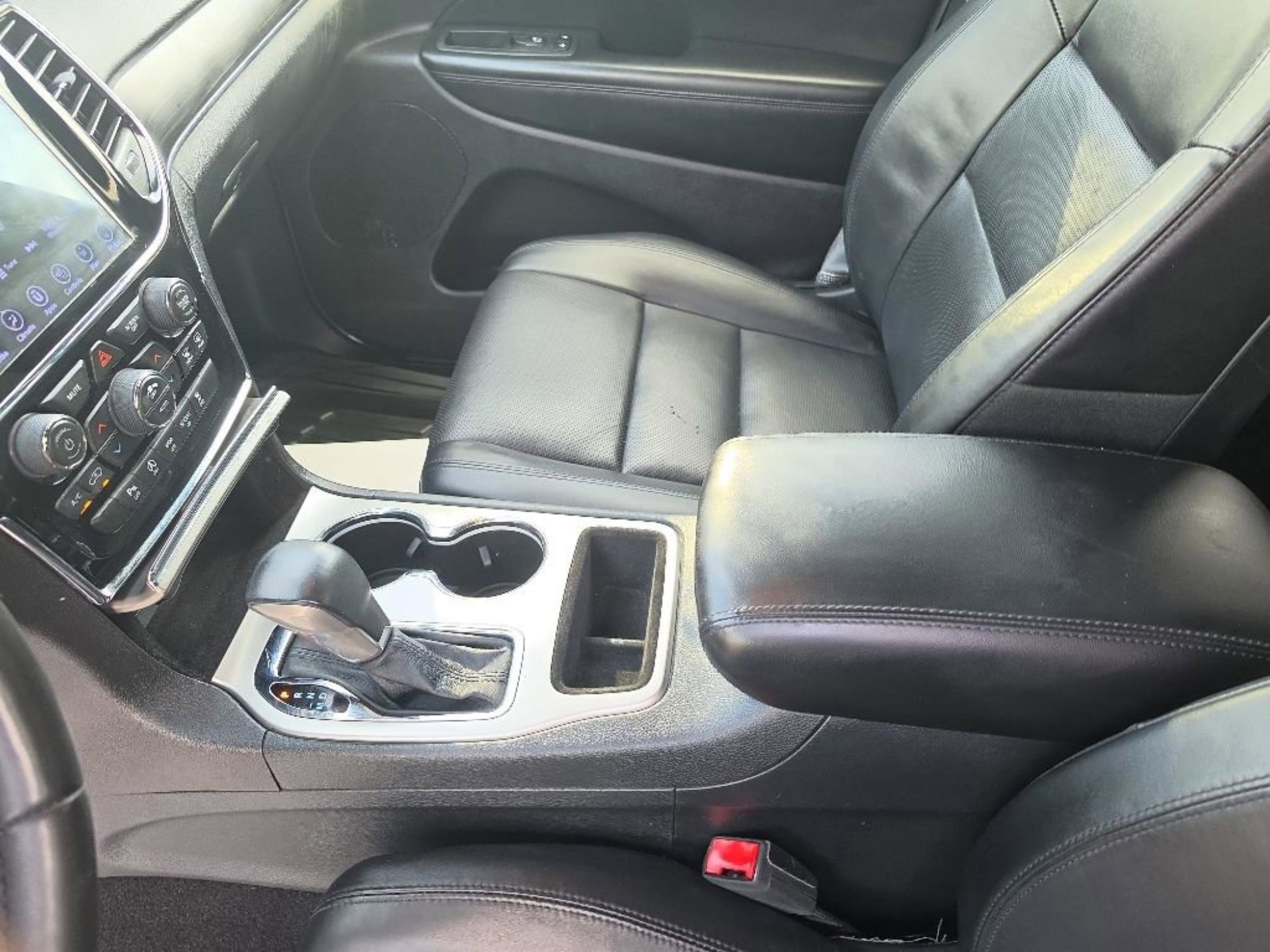 Used 2019 Black Jeep Limited 4x2 image 18