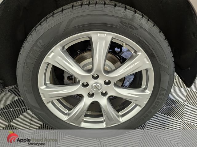 Used 2013 Brown Nissan LE image 60
