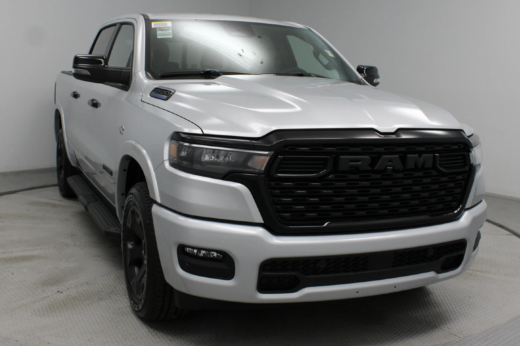 New 2026 Silver Zynith Exterior Paint RAM Big Horn 4x4 Crew Cab 5