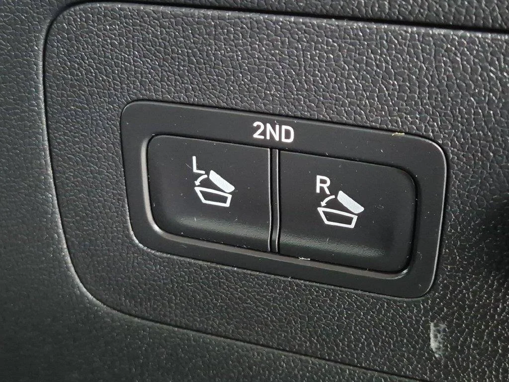 Used 2023 Gray Kia X-Line EX image 9