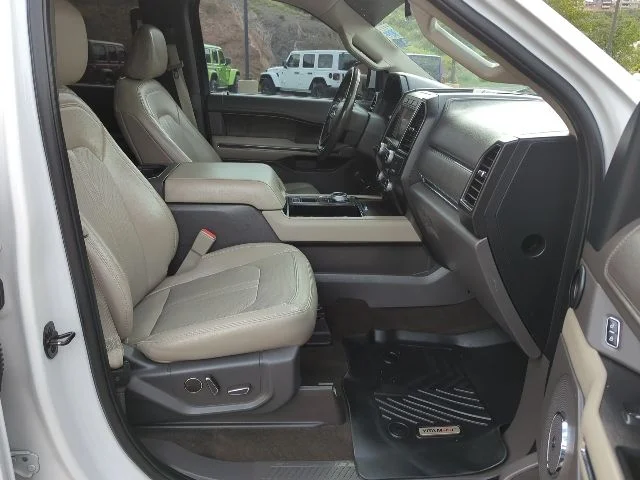 Used 2021 White Ford Limited image 20