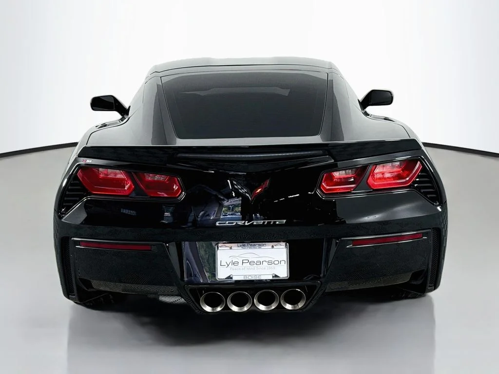 Used 2015 Black Chevrolet Stingray Z51 image 10