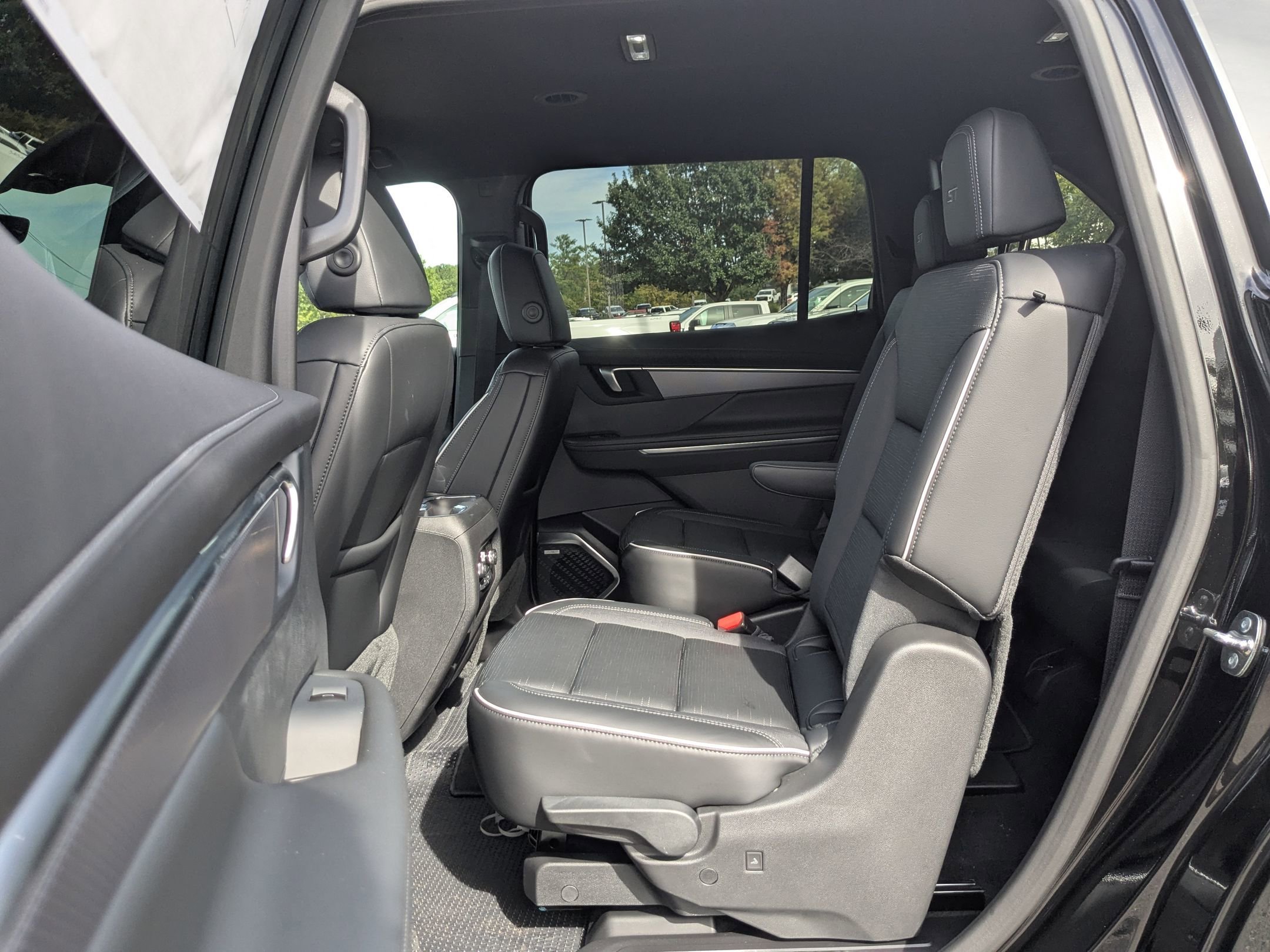 2026 Buick Enclave Sport Touring - Photo 24