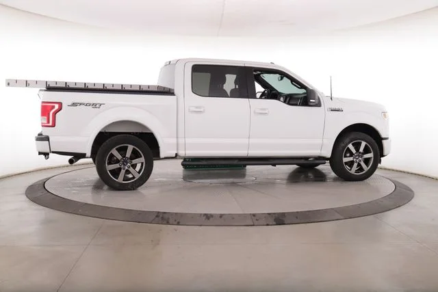 Used 2016 White Ford XLT image 6
