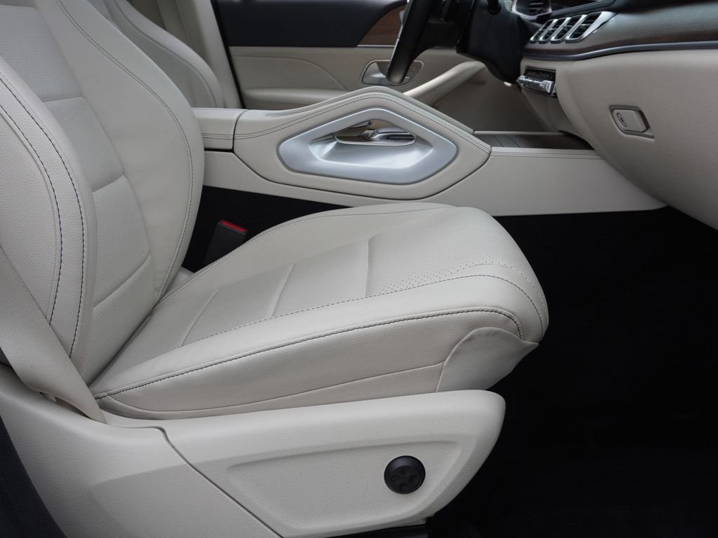 Used 2023 Gray Mercedes-Benz GLE 350 image 29
