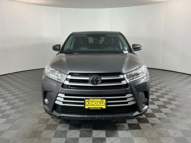 Used 2017 Predawn Gray Mica Toyota LE Plus image 2