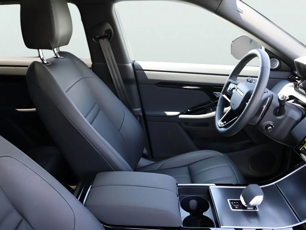 2026 Land Rover Range Rover Evoque Dynamic SE - Photo 8