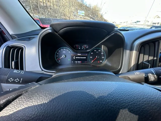 Used 2019 Red Chevrolet Z71 image 12