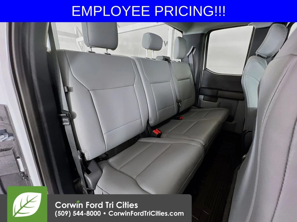 New 2026 Oxford White Ford XL image 15