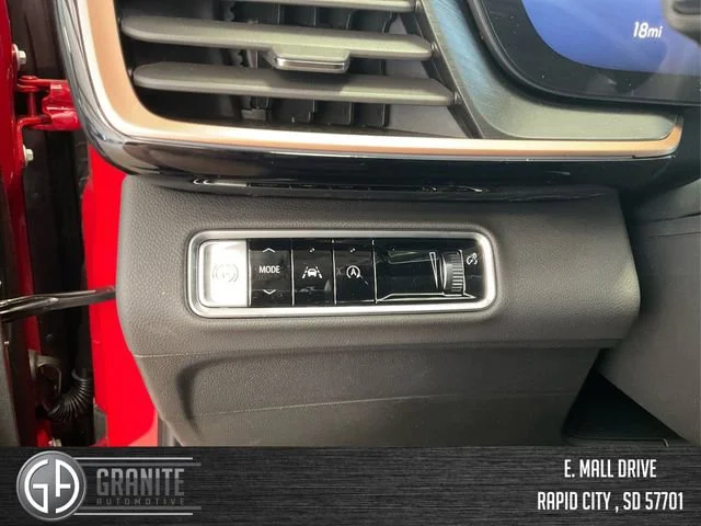 2025 Buick Envision Sport Touring - Photo 19