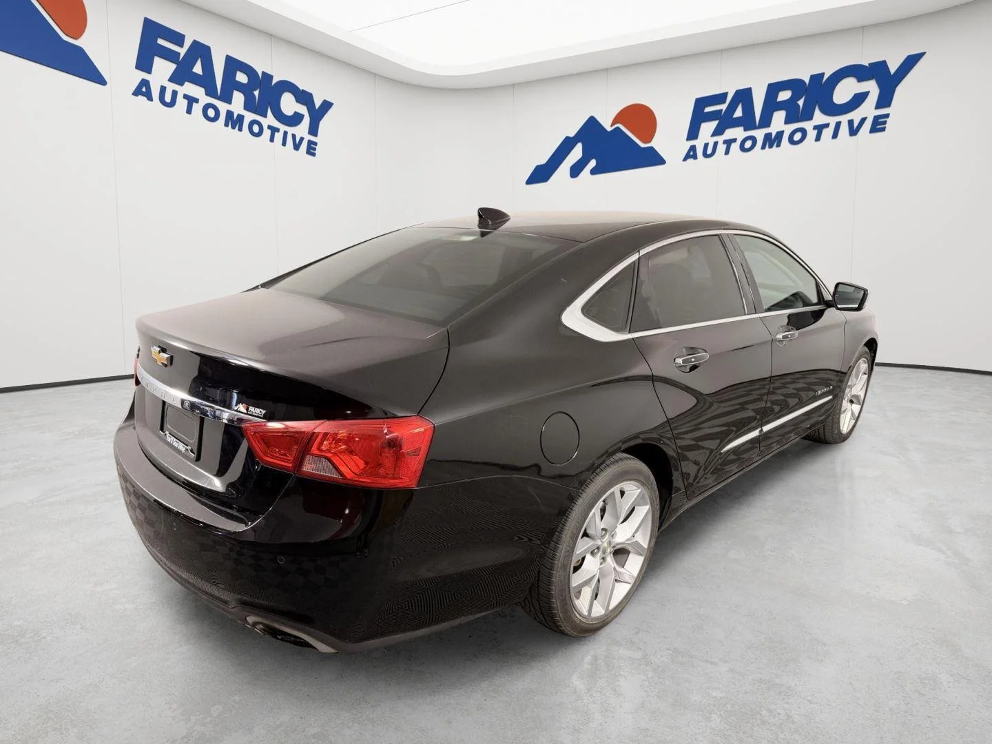 Used 2018 MOSAIC BLACK METALLIC Chevrolet Premier image 8