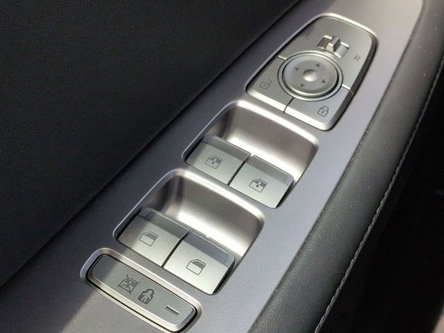 Used 2022 Gray Hyundai SEL image 21
