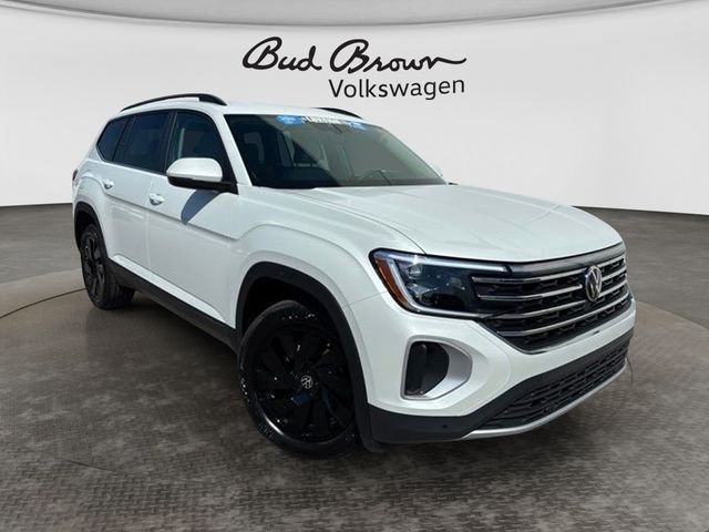 New 2026 Opal White Pearl Volkswagen SE w/Technology image 1