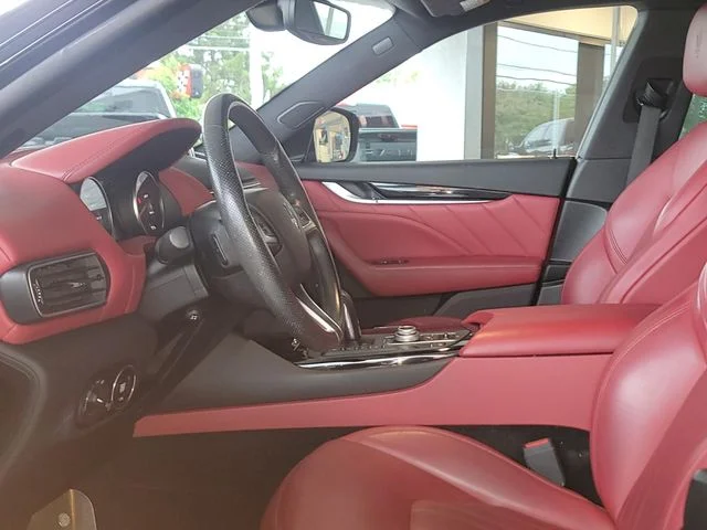 Used 2022 Black Maserati GT image 9