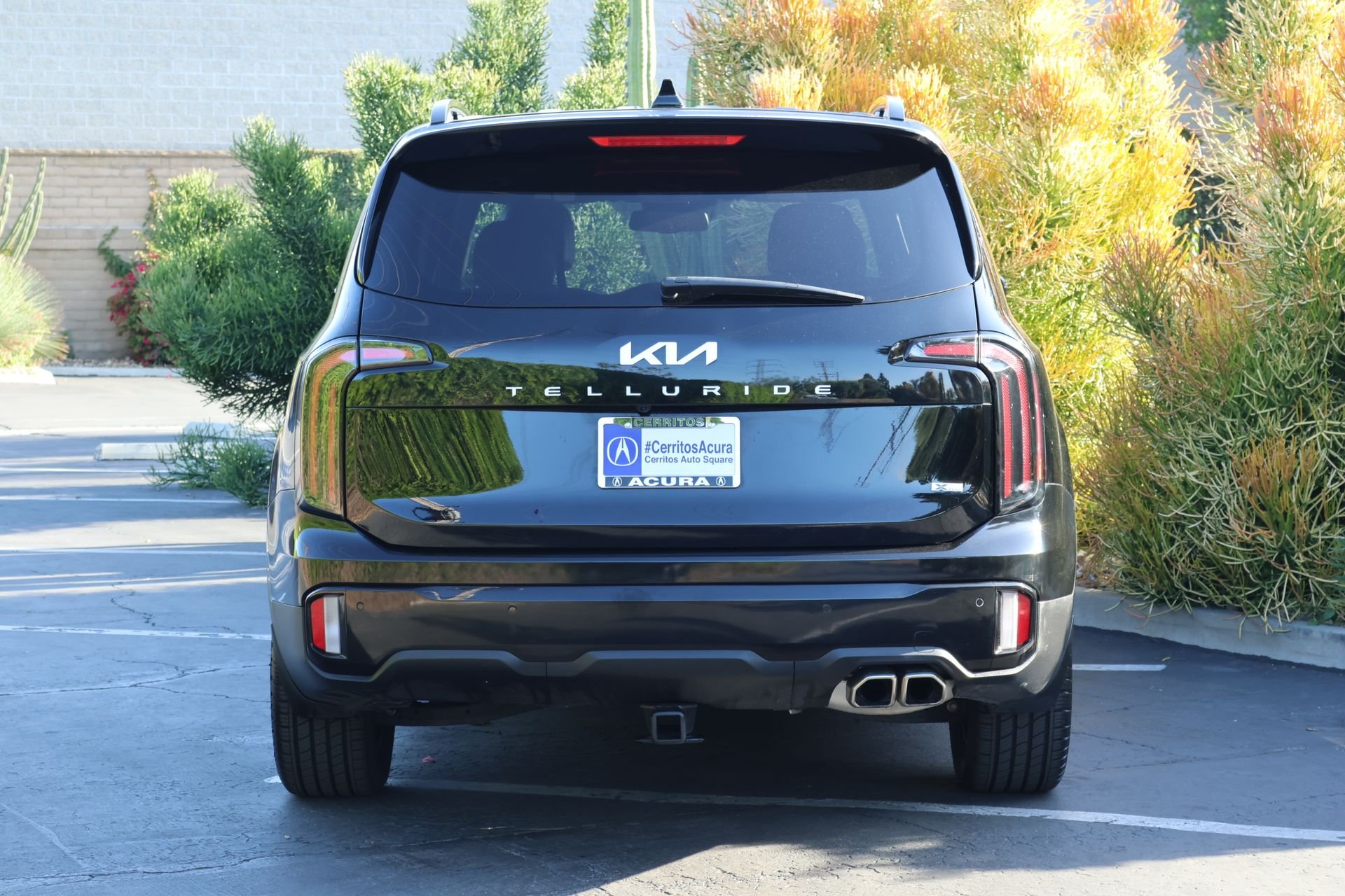 Used 2024 Black Kia EX X-Line image 4