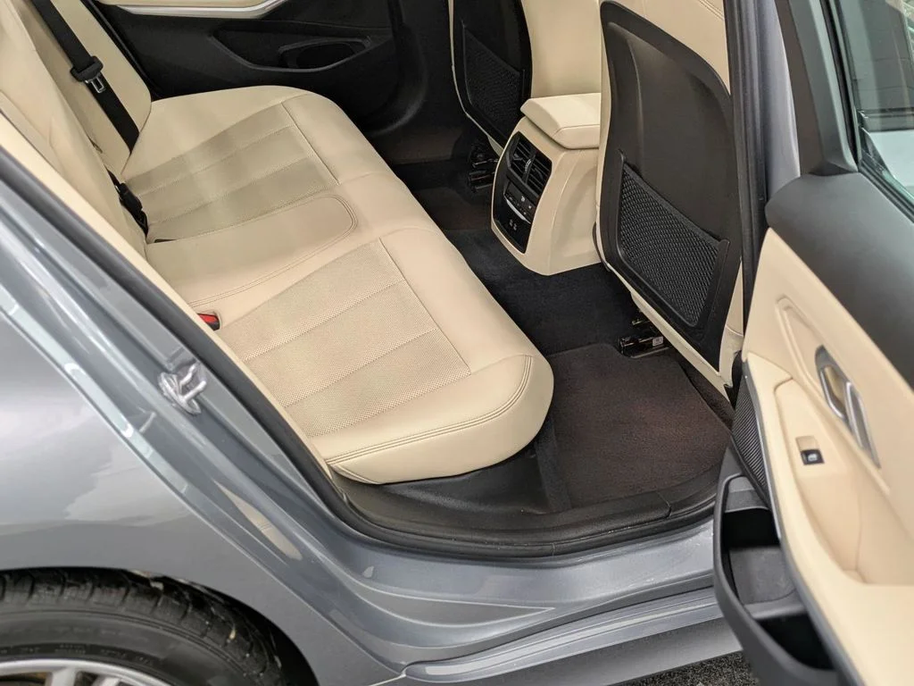 2023 BMW 3 Series 330i - Photo 25