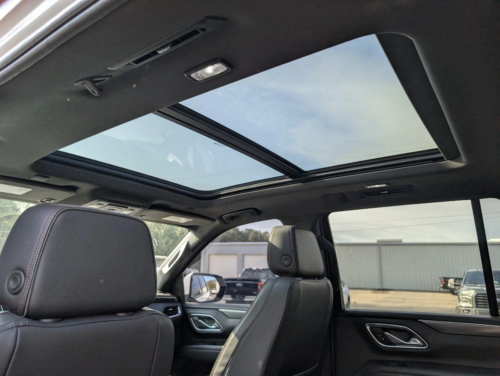 Used 2023 Summit White Chevrolet RST image 32