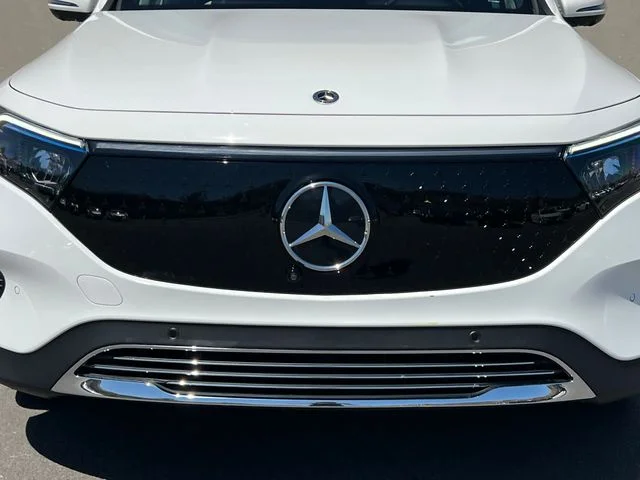Used 2025 Polar White Mercedes-Benz 300 image 4