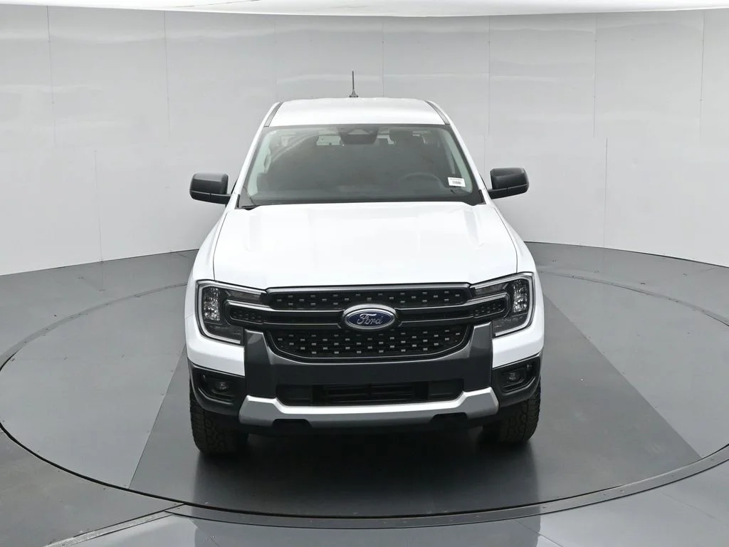 New 2026 Oxford White Ford XLT image 34